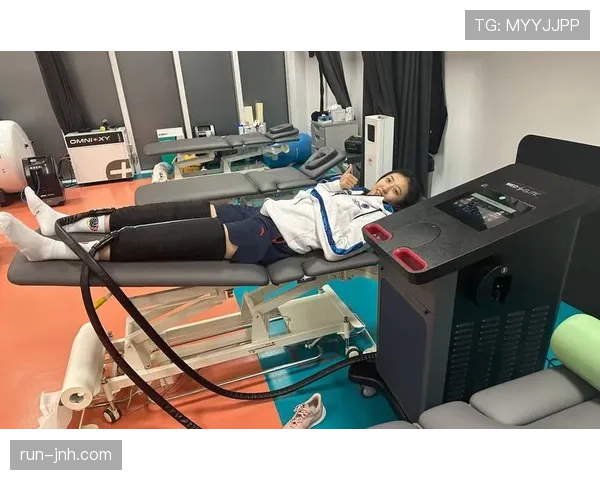 丁霞比赛像教科书级别,刷到她的包包瞬间怀疑人生 丁霞比赛像教科书级别,刷到她的包包瞬间怀疑人生